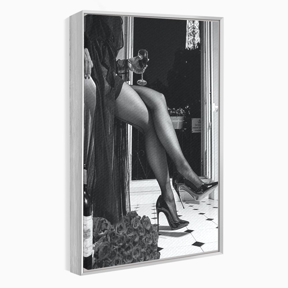 Tablou Canvas Premium, LuxCanva® P1002, Moment la Miezul Noptii, Alb, Negru, Pantofi, Toc, Dresuri, Paris, Vin, Rosu, Hotel, Dantela, Silueta, Trandafiri, Senzualitate, Living, Dormitor