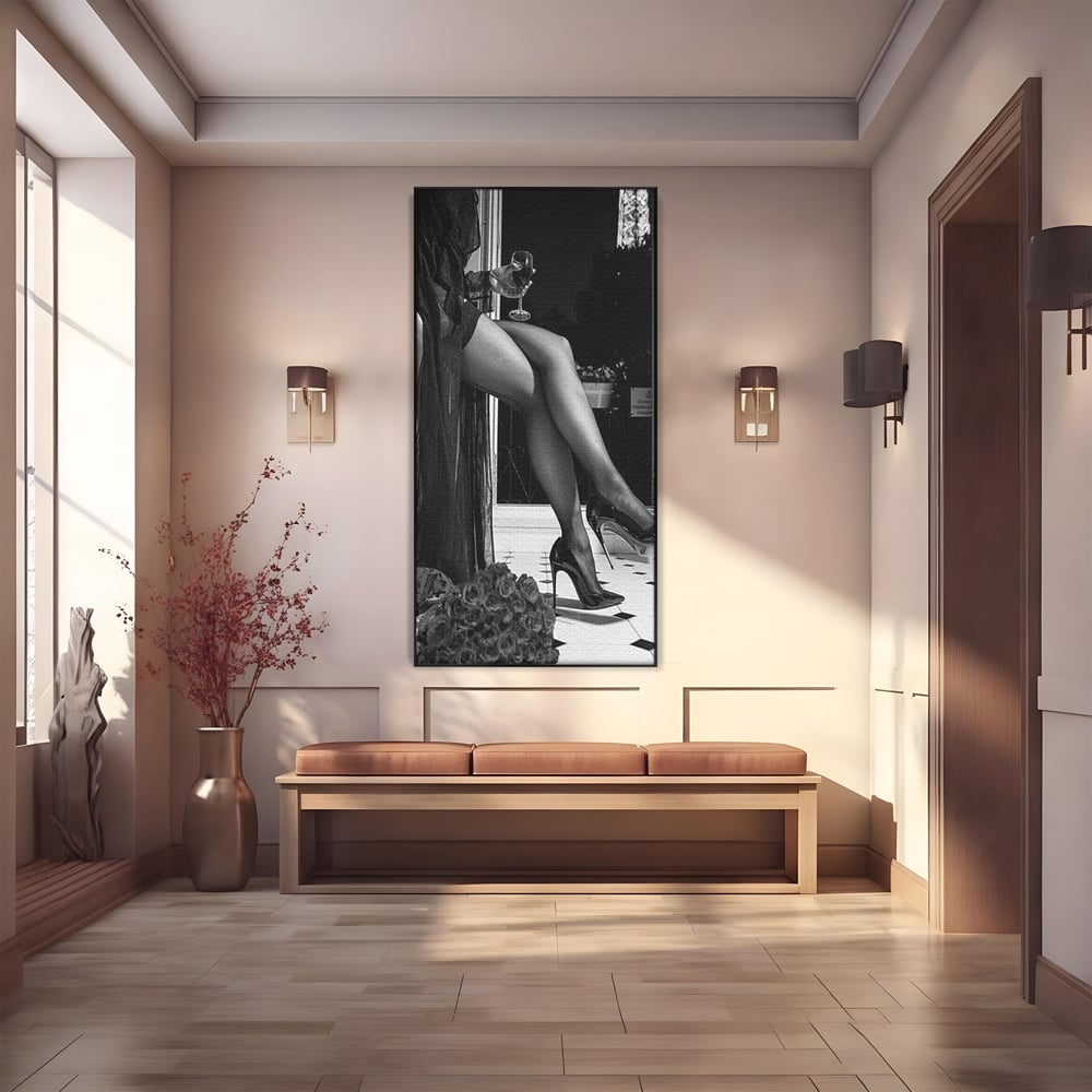 Tablou Canvas Premium, LuxCanva® P1002, Moment la Miezul Noptii, Alb, Negru, Pantofi, Toc, Dresuri, Paris, Vin, Rosu, Hotel, Dantela, Silueta, Trandafiri, Senzualitate, Living, Dormitor