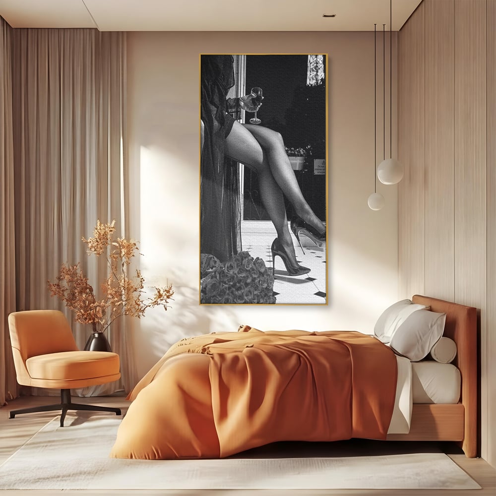 Tablou Canvas Premium, LuxCanva® P1002, Moment la Miezul Noptii, Alb, Negru, Pantofi, Toc, Dresuri, Paris, Vin, Rosu, Hotel, Dantela, Silueta, Trandafiri, Senzualitate, Living, Dormitor