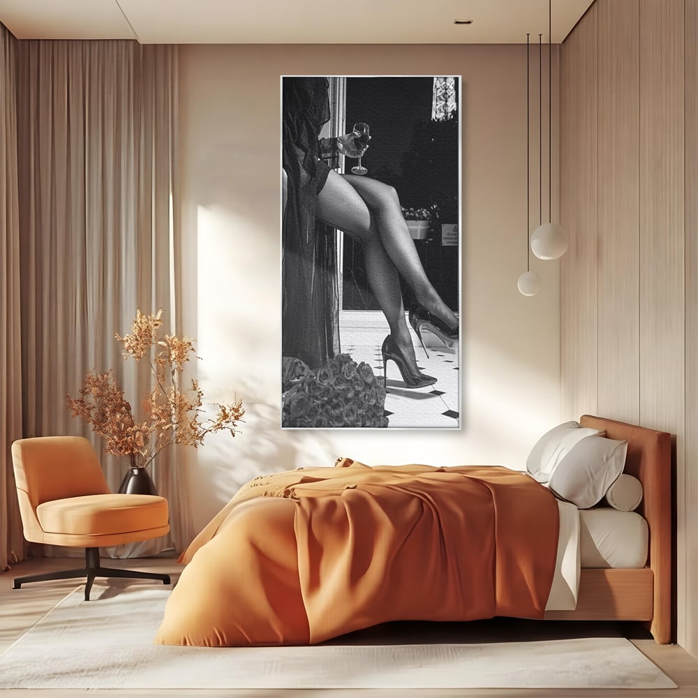 Tablou Canvas Premium, LuxCanva® P1002, Moment la Miezul Noptii, Alb, Negru, Pantofi, Toc, Dresuri, Paris, Vin, Rosu, Hotel, Dantela, Silueta, Trandafiri, Senzualitate, Living, Dormitor
