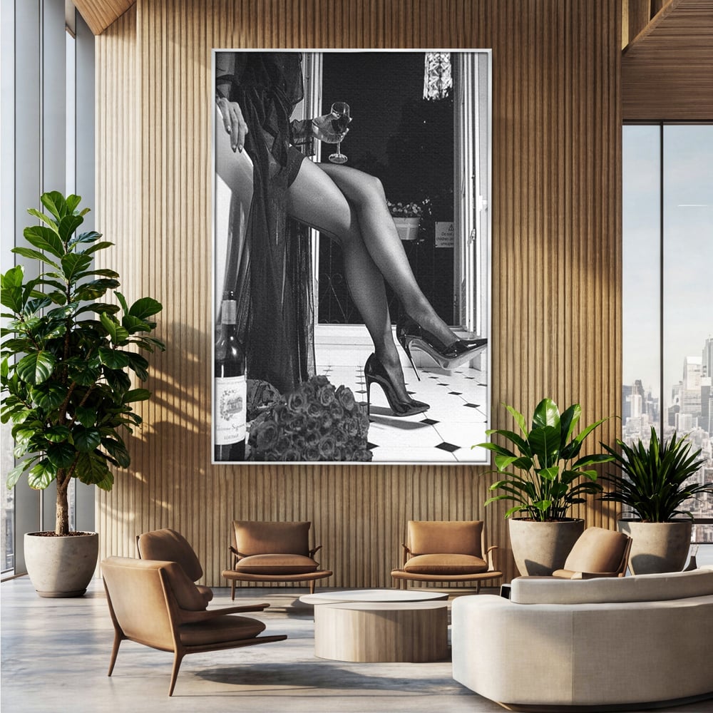 Tablou Canvas Premium, LuxCanva® P1002, Moment la Miezul Noptii, Alb, Negru, Pantofi, Toc, Dresuri, Paris, Vin, Rosu, Hotel, Dantela, Silueta, Trandafiri, Senzualitate, Living, Dormitor