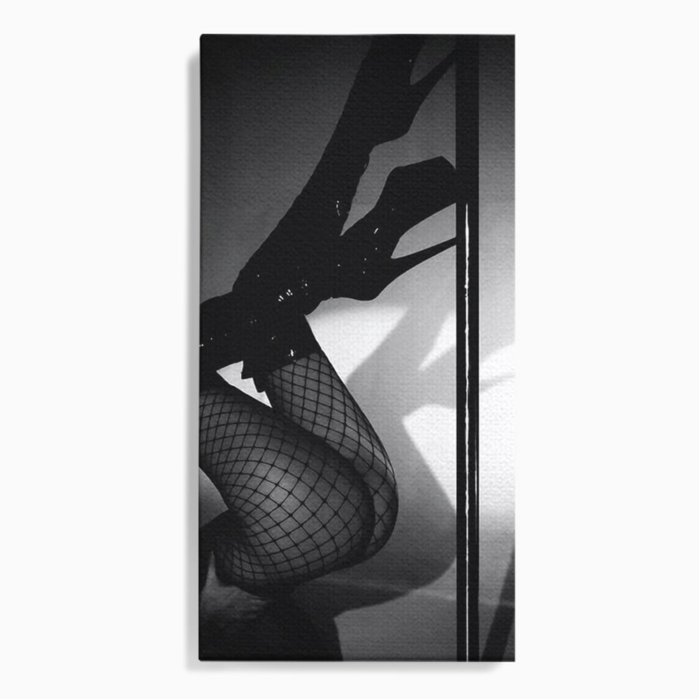 Leinwand Premium Canvas Wandkunst, LuxCanva® P1004, Geometrie der Verführung, Weiß, Schwarz, Drapierung, Netz, Tanz, künstlerisch, Bewegung, Schuhe, Podeste, Füße, sinnlich, sexy, sexy, Wohnen, Schlafzimmer