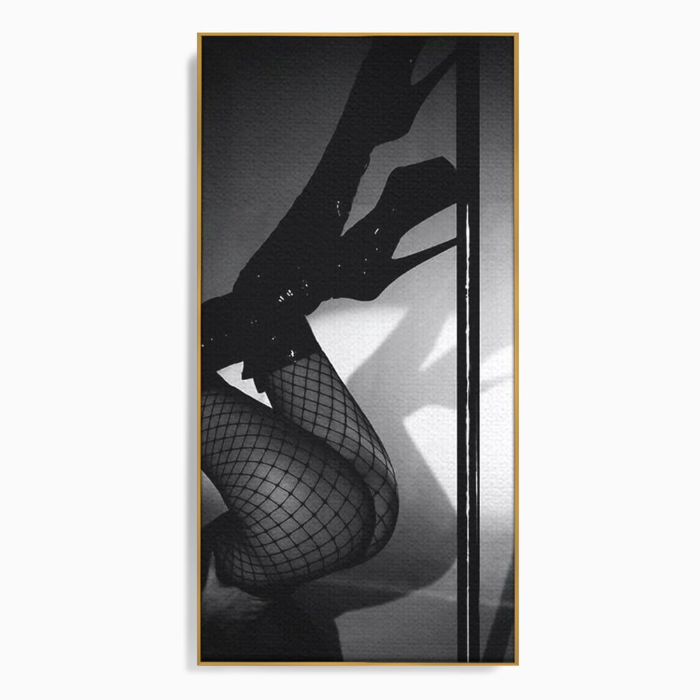 Leinwand Premium Canvas Wandkunst, LuxCanva® P1004, Geometrie der Verführung, Weiß, Schwarz, Drapierung, Netz, Tanz, künstlerisch, Bewegung, Schuhe, Podeste, Füße, sinnlich, sexy, sexy, Wohnen, Schlafzimmer