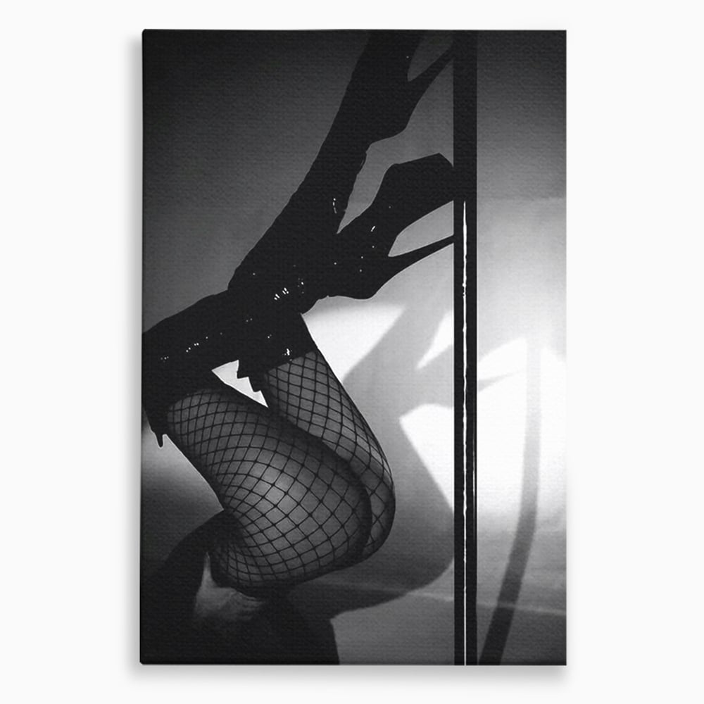 Leinwand Premium Canvas Wandkunst, LuxCanva® P1004, Geometrie der Verführung, Weiß, Schwarz, Drapierung, Netz, Tanz, künstlerisch, Bewegung, Schuhe, Podeste, Füße, sinnlich, sexy, sexy, Wohnen, Schlafzimmer