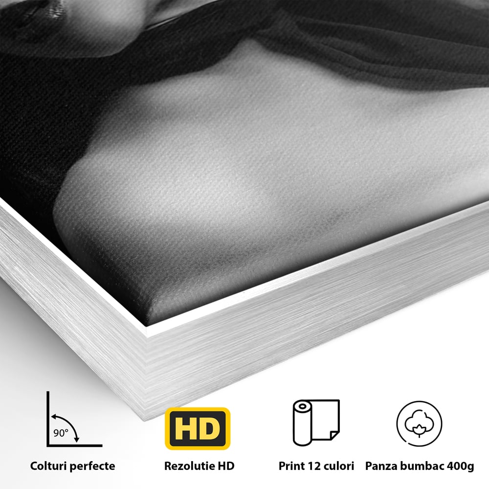 Tablou Canvas Premium, LuxCanva® P1005, Atingerea Misterului, Dantela, Negru, Seductie, Noir, Esarfa, Palarie, Dramatic, Cinematic, Fotografie, Buze, Detalii, Sexy, Living, Dormitor