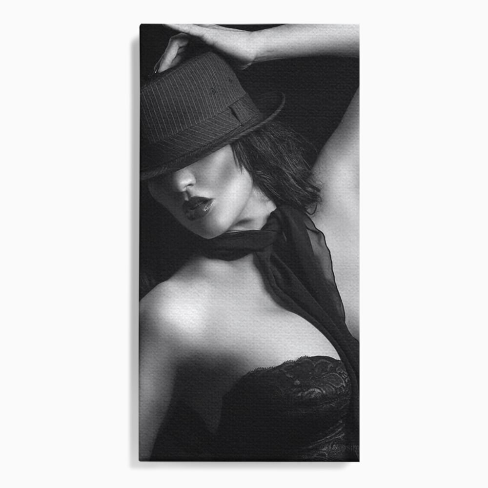 Tablou Canvas Premium, LuxCanva® P1005, Atingerea Misterului, Dantela, Negru, Seductie, Noir, Esarfa, Palarie, Dramatic, Cinematic, Fotografie, Buze, Detalii, Sexy, Living, Dormitor