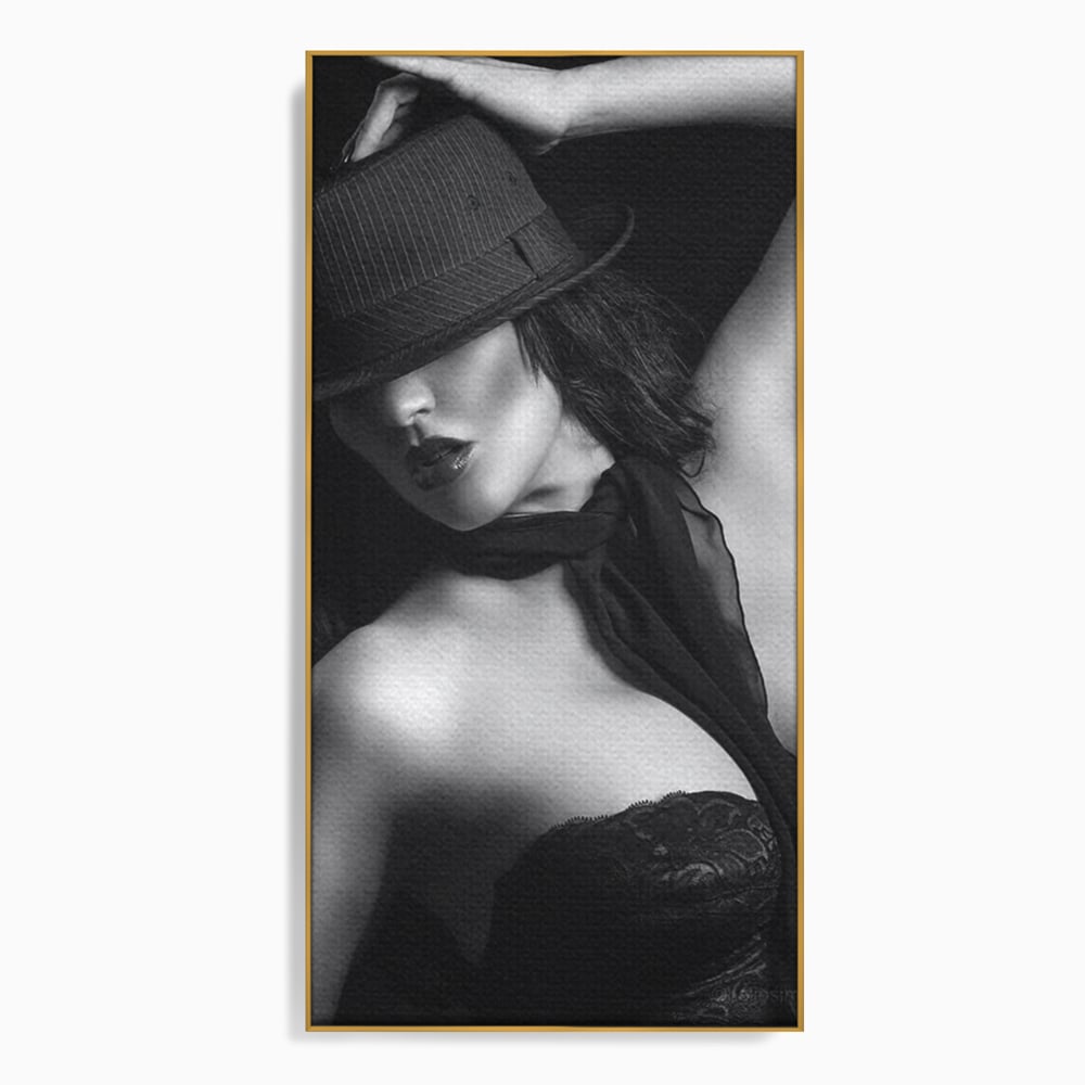 Tablou Canvas Premium, LuxCanva® P1005, Atingerea Misterului, Dantela, Negru, Seductie, Noir, Esarfa, Palarie, Dramatic, Cinematic, Fotografie, Buze, Detalii, Sexy, Living, Dormitor