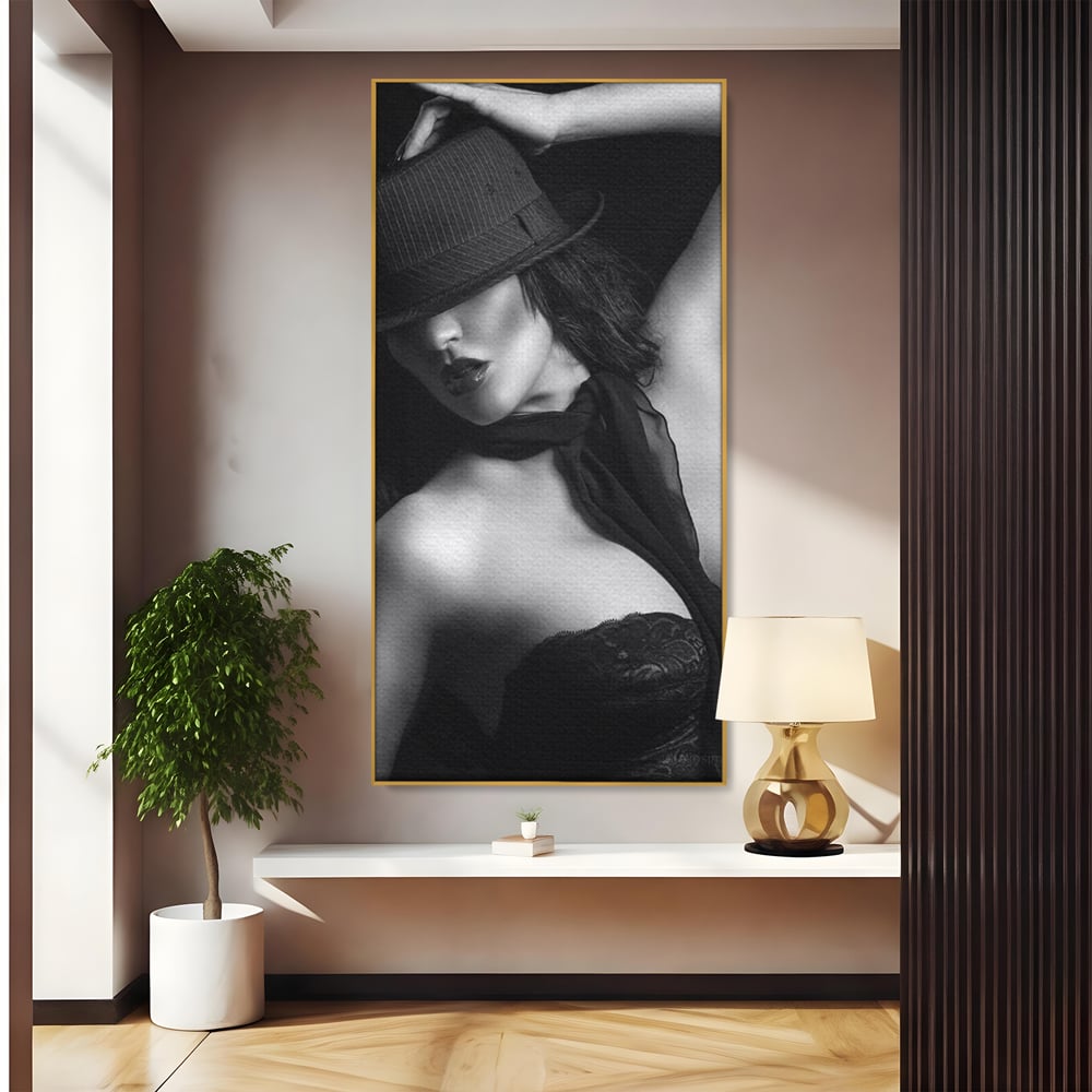 Tablou Canvas Premium, LuxCanva® P1005, Atingerea Misterului, Dantela, Negru, Seductie, Noir, Esarfa, Palarie, Dramatic, Cinematic, Fotografie, Buze, Detalii, Sexy, Living, Dormitor