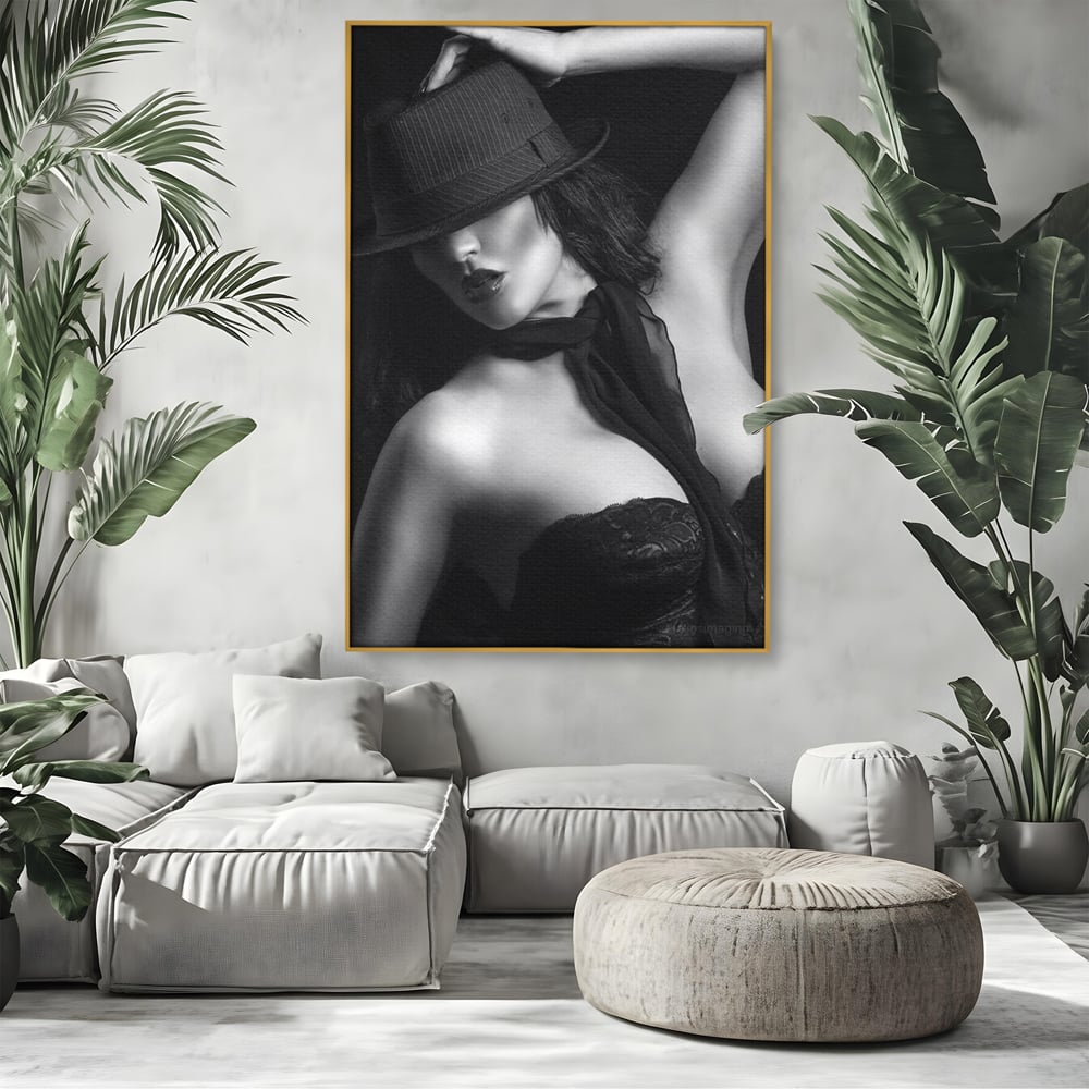 Tablou Canvas Premium, LuxCanva® P1005, Atingerea Misterului, Dantela, Negru, Seductie, Noir, Esarfa, Palarie, Dramatic, Cinematic, Fotografie, Buze, Detalii, Sexy, Living, Dormitor