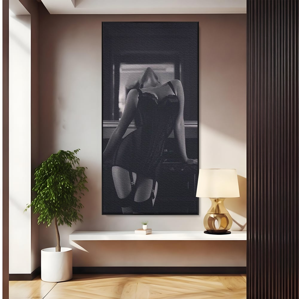 Tablou Canvas Premium, LuxCanva® P1008, Sub Lumina Difuza, Interzis, Sexy, Femeie, Trup, Pasiune, Dorinta, Silueta, Umbre, Negru, Boudoir, Oglinda, Senzual, Living, Dormitor