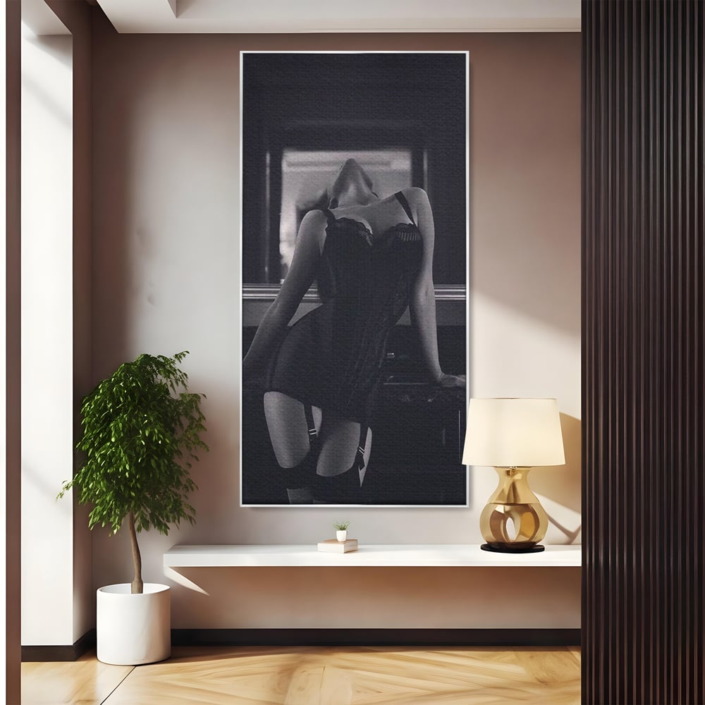 Tablou Canvas Premium, LuxCanva® P1008, Sub Lumina Difuza, Interzis, Sexy, Femeie, Trup, Pasiune, Dorinta, Silueta, Umbre, Negru, Boudoir, Oglinda, Senzual, Living, Dormitor