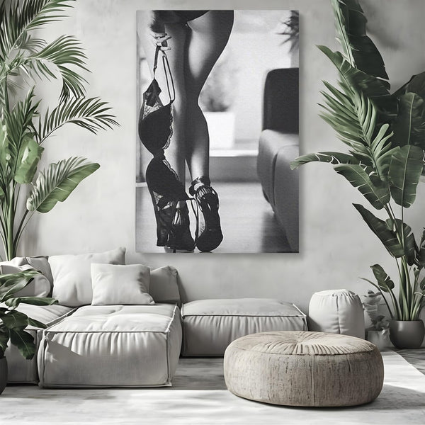 Tablou Canvas Premium, LuxCanva® P1014, Femeia care Pleacă, Picioare, Pantofi, Toc, Dresuri, Pasi, Catifea, Noapte, Intalnire, Scena, Film, Ganduri, Tacere, Aventura, Living, Dormitor