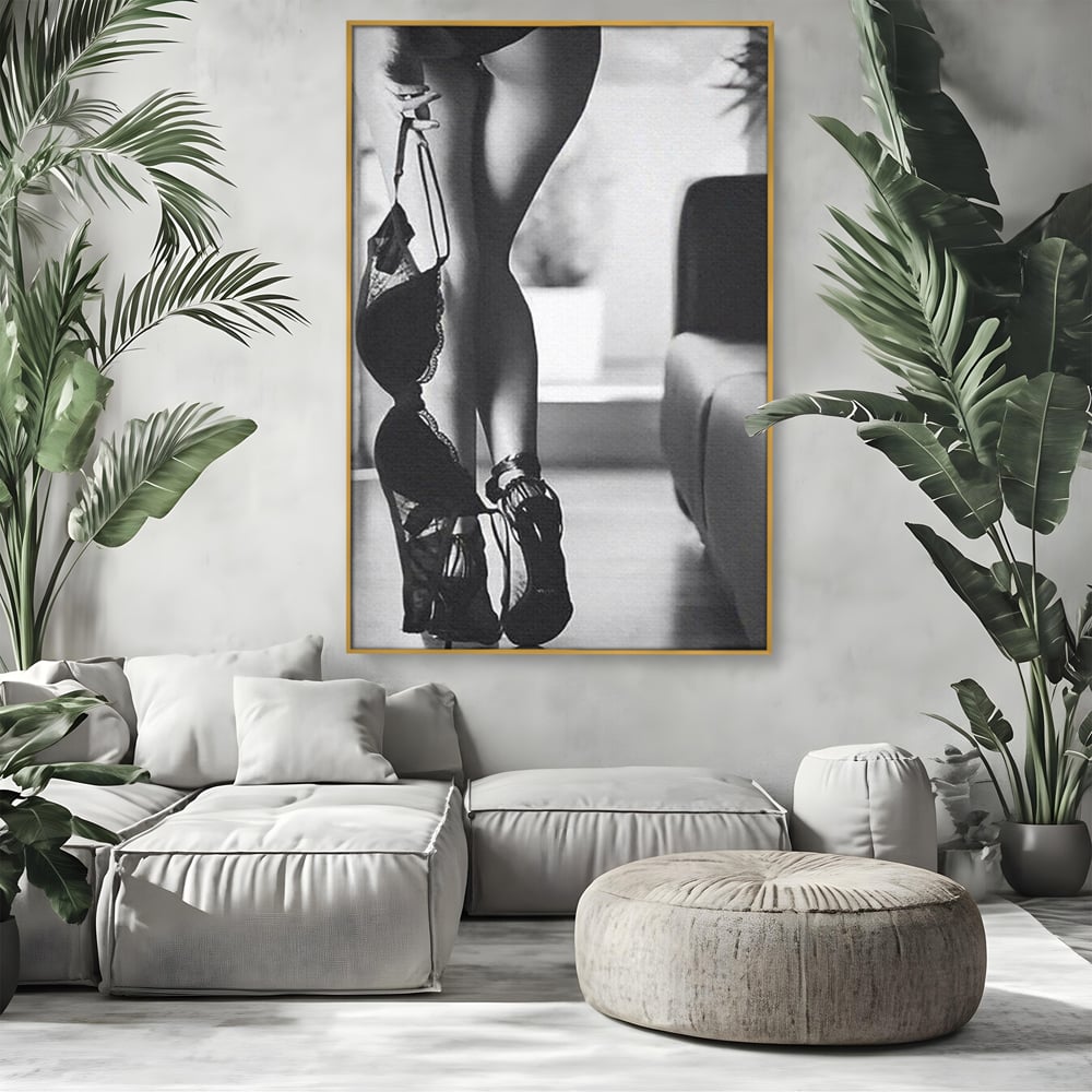 Tablou Canvas Premium, LuxCanva® P1014, Femeia care Pleacă, Picioare, Pantofi, Toc, Dresuri, Pasi, Catifea, Noapte, Intalnire, Scena, Film, Ganduri, Tacere, Aventura, Living, Dormitor