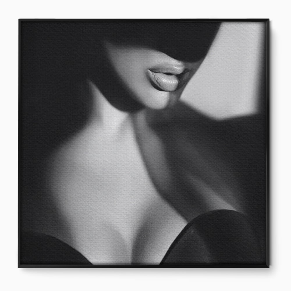 Tablou Canvas Premium, LuxCanva® P1022, Dorinte Nespuse, Sexy, Dorinta, Tentatie, Mister, Alb, Negru, Femeie, Senzualitate, Dormitor, Living