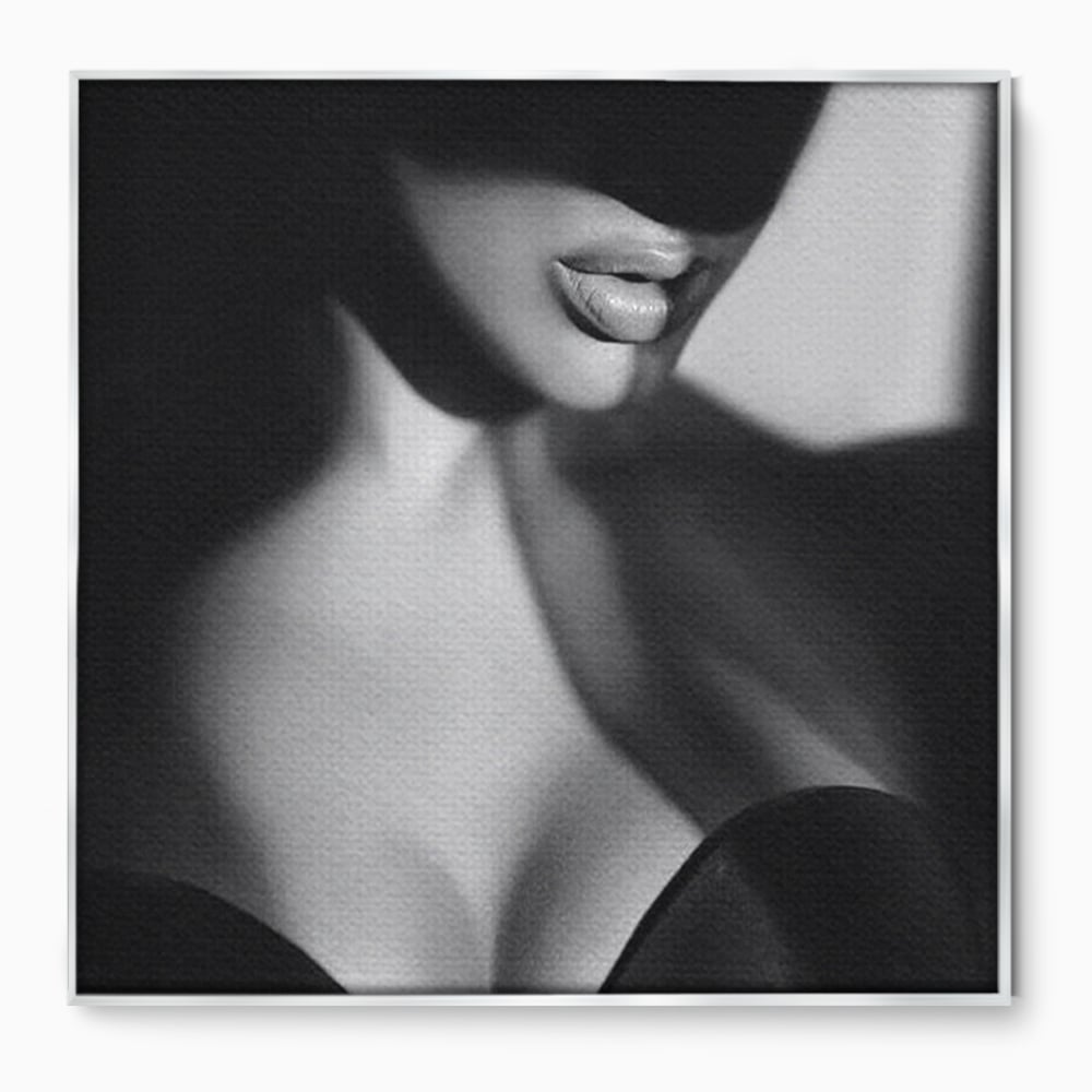 Tablou Canvas Premium, LuxCanva® P1022, Dorinte Nespuse, Sexy, Dorinta, Tentatie, Mister, Alb, Negru, Femeie, Senzualitate, Dormitor, Living