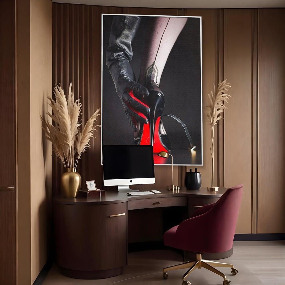 Tablou Canvas Premium, LuxCanva® P1026, Control pe Toc Inalt, Picior, Dresuri, Manusi, Tentatie, Sexy, Dorinta, Toc, Pantof, Feminitate, Dormitor, Living