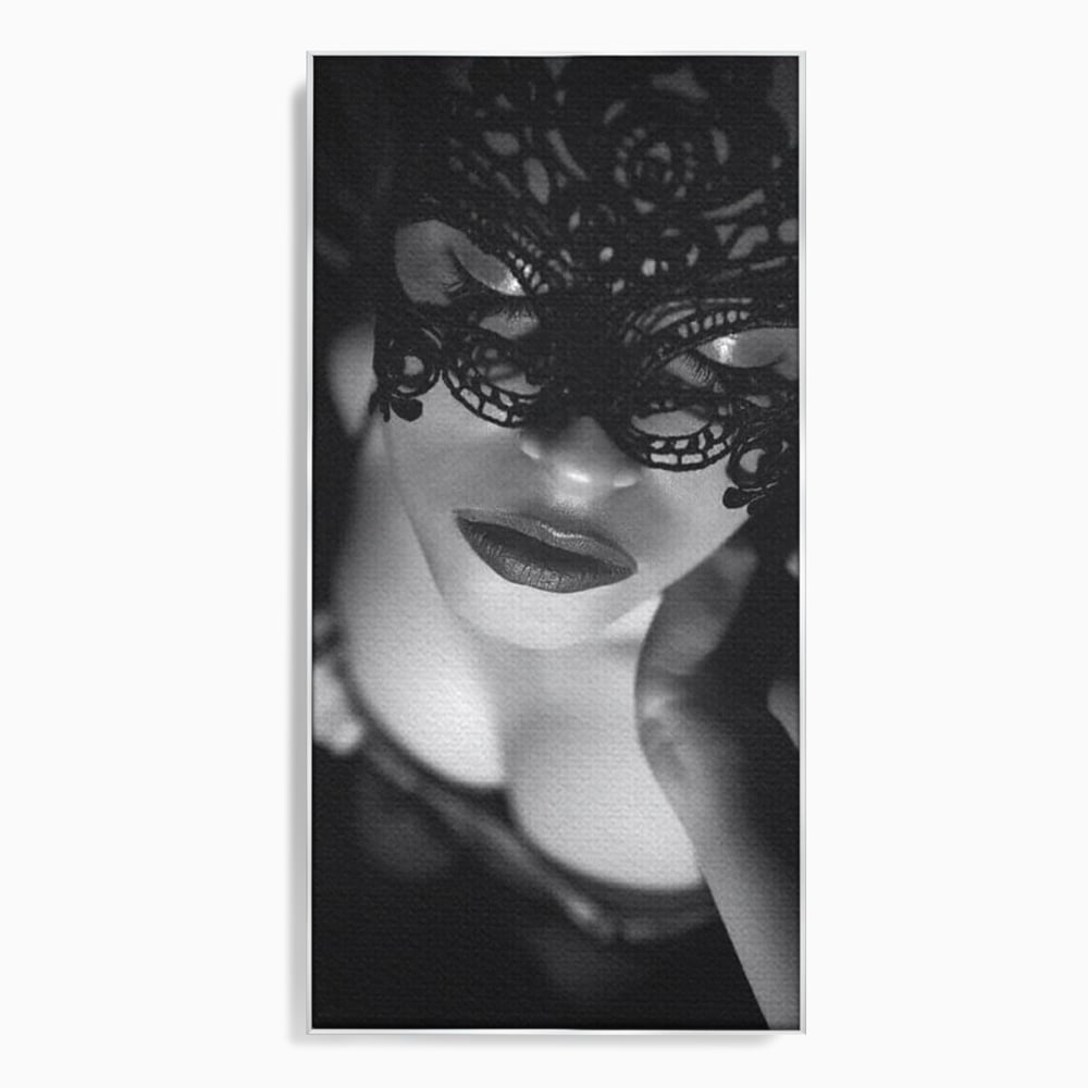 Tablou Canvas Premium, LuxCanva® P1037, Masca Pasională, Masca, Dantela, Negru, Monocrom, Senzualitate, Pasiune, Frumusete, Seducator, Mister, Dramatism, Living, Dormitor