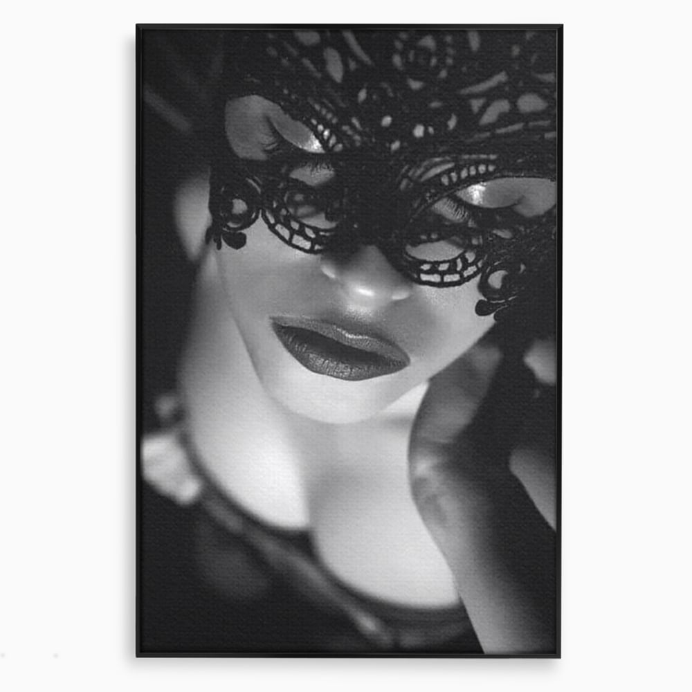 Tablou Canvas Premium, LuxCanva® P1037, Masca Pasională, Masca, Dantela, Negru, Monocrom, Senzualitate, Pasiune, Frumusete, Seducator, Mister, Dramatism, Living, Dormitor