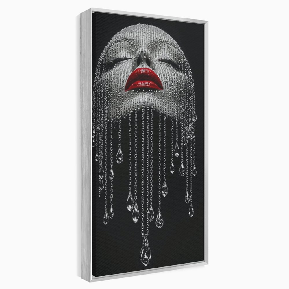 Tablou Canvas Premium, LuxCanva® P1041, Sub Ploaia de Diamante, Diamante, Ploaie, Regina, Cristal, Sclipire, Lanturi, Hipnotic, Sedinta, Fotomodel, Buze, Rosu, Living, Dormitor