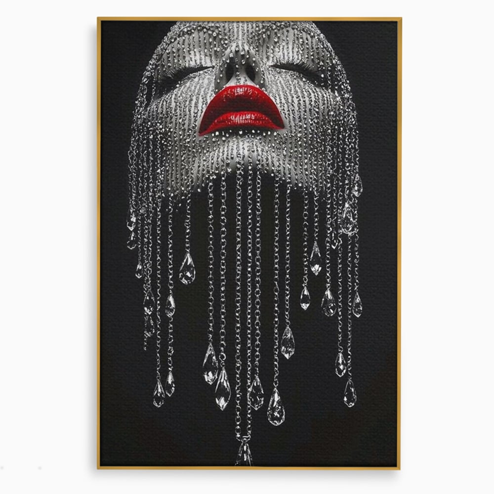 Tablou Canvas Premium, LuxCanva® P1041, Sub Ploaia de Diamante, Diamante, Ploaie, Regina, Cristal, Sclipire, Lanturi, Hipnotic, Sedinta, Fotomodel, Buze, Rosu, Living, Dormitor