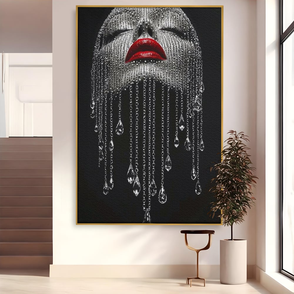 Tablou Canvas Premium, LuxCanva® P1041, Sub Ploaia de Diamante, Diamante, Ploaie, Regina, Cristal, Sclipire, Lanturi, Hipnotic, Sedinta, Fotomodel, Buze, Rosu, Living, Dormitor