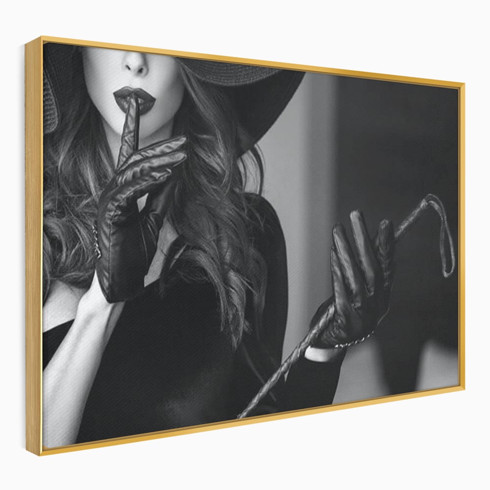 Tablou Canvas Premium, LuxCanva® P1047, Puterea din Mănuși, Autoritate, Manusi, Eleganta, Palarie, Putere, Feminina, Teatralitate, Senzualitate, Provocare, Sexy, Living, Dormitor