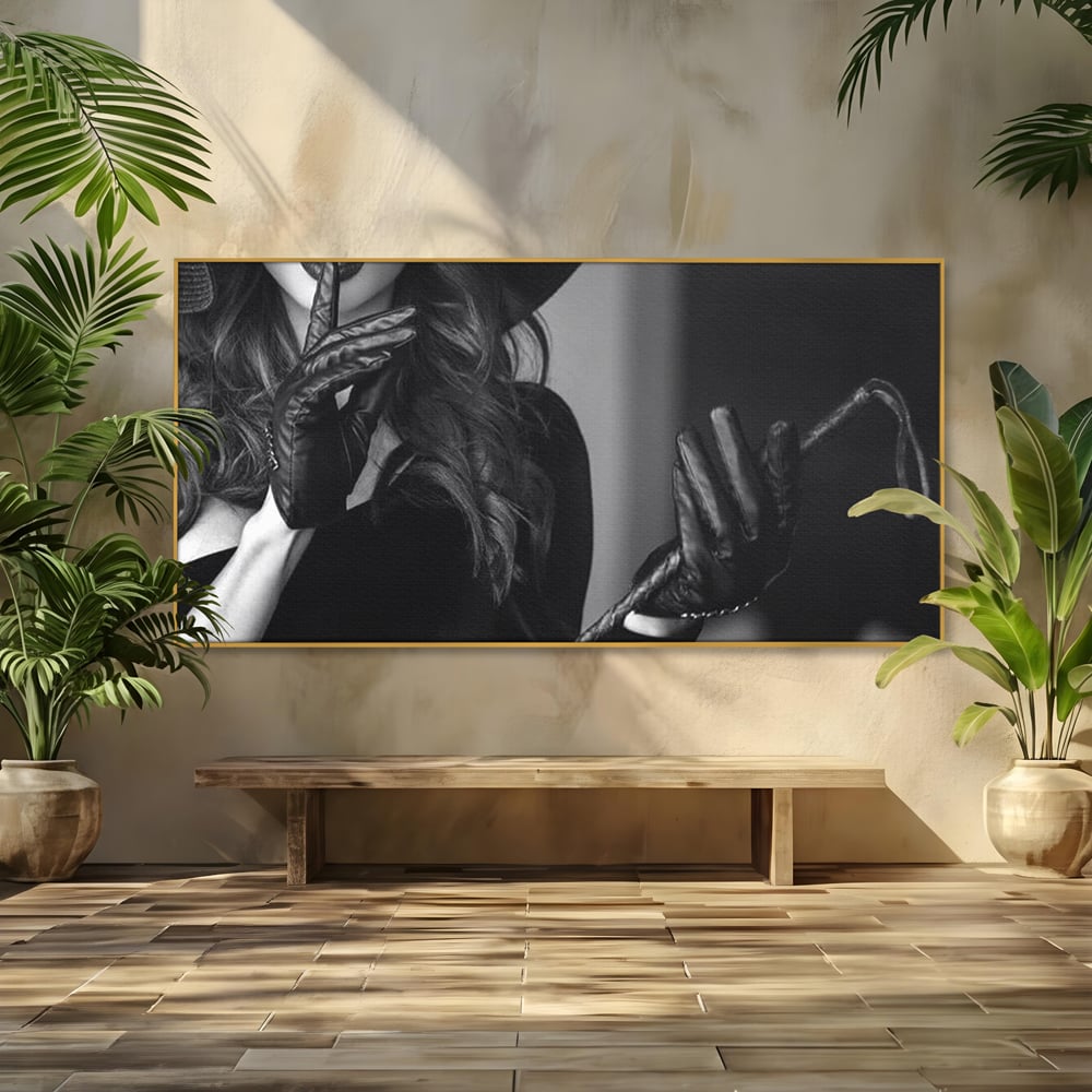 Tablou Canvas Premium, LuxCanva® P1047, Puterea din Mănuși, Autoritate, Manusi, Eleganta, Palarie, Putere, Feminina, Teatralitate, Senzualitate, Provocare, Sexy, Living, Dormitor