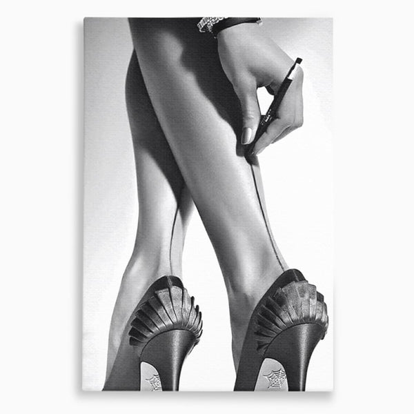 Tablou Canvas Premium, LuxCanva® P1052, Rafinament in Miscare, Dres, Linie, Pantofi, Tocuri, Pasi, Eleganta, Arta, Moda, Glamour, Picioare, Detaliu, Alb, Negru, Living, Dormitor