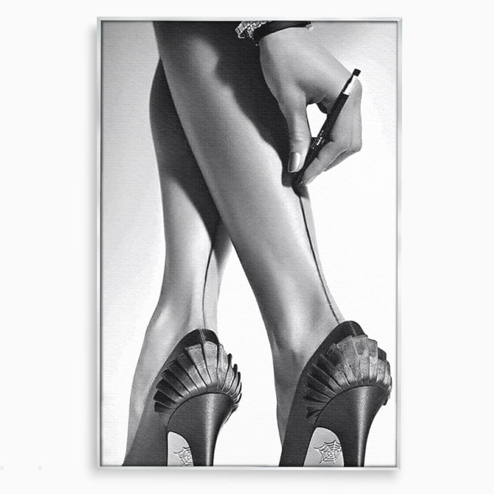 Tablou Canvas Premium, LuxCanva® P1052, Rafinament in Miscare, Dres, Linie, Pantofi, Tocuri, Pasi, Eleganta, Arta, Moda, Glamour, Picioare, Detaliu, Alb, Negru, Living, Dormitor