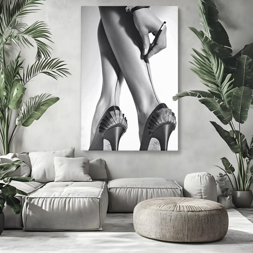 Tablou Canvas Premium, LuxCanva® P1052, Rafinament in Miscare, Dres, Linie, Pantofi, Tocuri, Pasi, Eleganta, Arta, Moda, Glamour, Picioare, Detaliu, Alb, Negru, Living, Dormitor