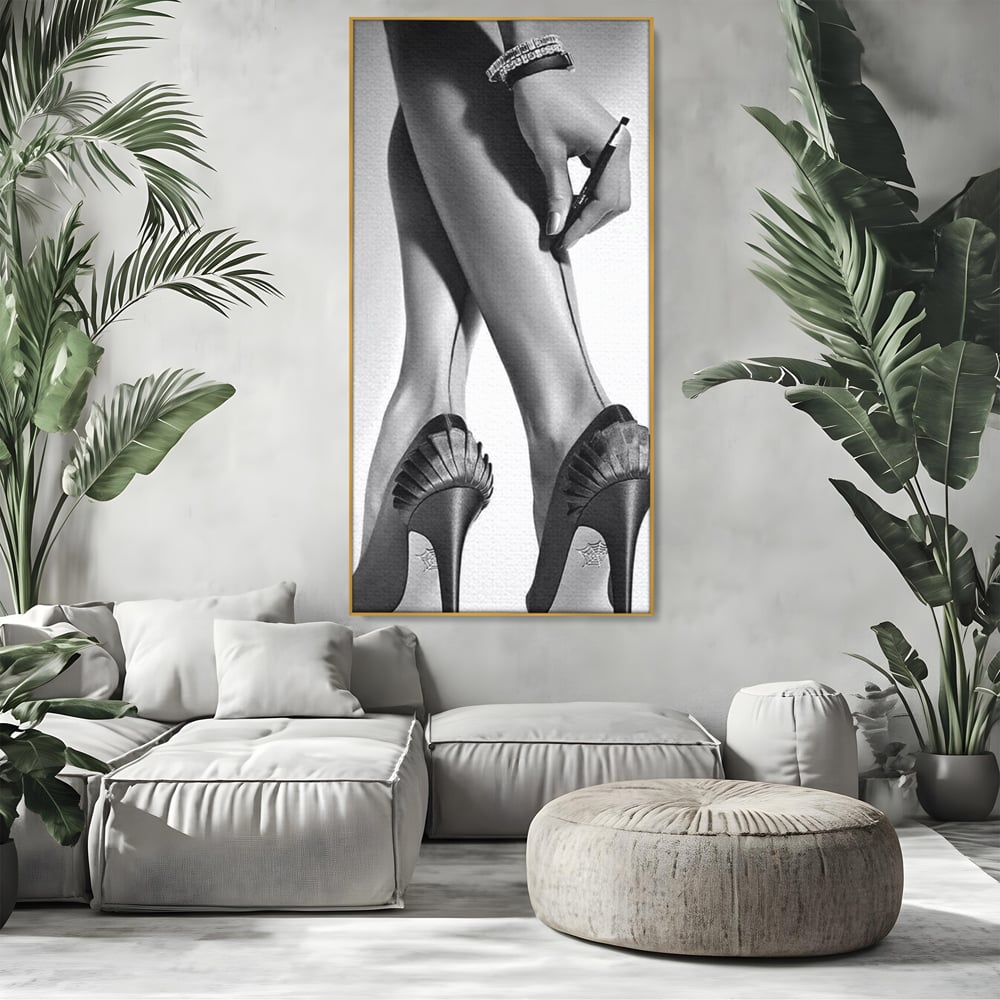 Tablou Canvas Premium, LuxCanva® P1052, Rafinament in Miscare, Dres, Linie, Pantofi, Tocuri, Pasi, Eleganta, Arta, Moda, Glamour, Picioare, Detaliu, Alb, Negru, Living, Dormitor