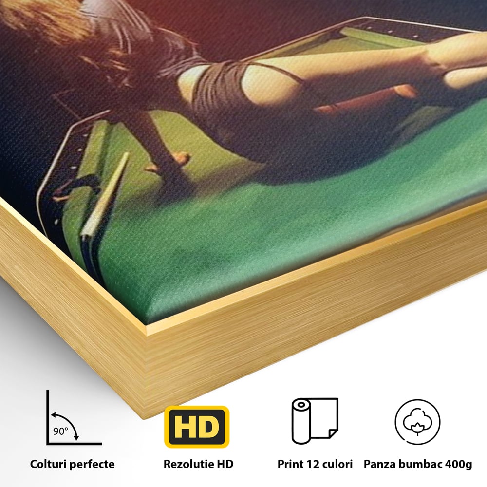 Leinwand Wandkunst Canvas Premium, LuxCanva® P1056, Billardtisch, Spiel, Zimmer, Nacht, Tisch, Grün, Silhouette, Silhouette, Atmosphäre, Spaß, sinnlich, filmisch, Queue, Kugeln, Abend, Wohnen, Schlafzimmer