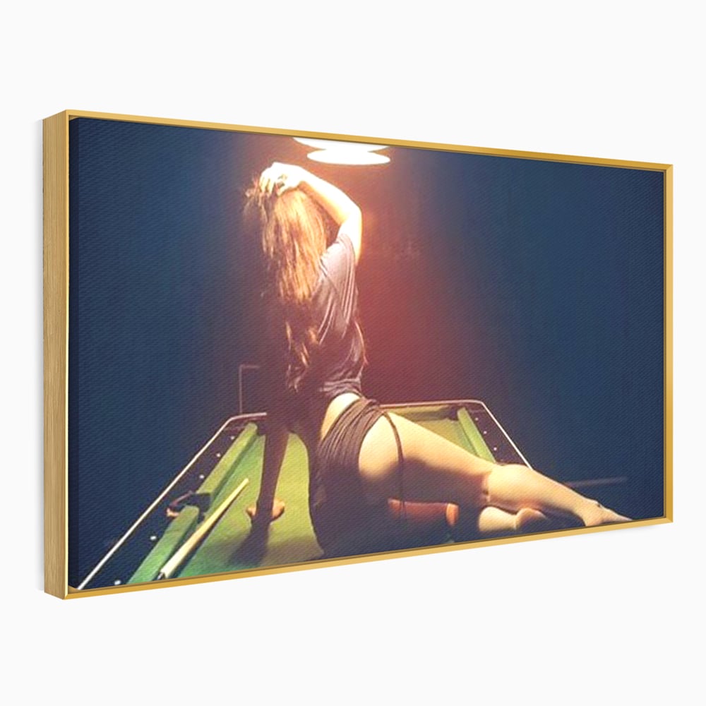 Leinwand Wandkunst Canvas Premium, LuxCanva® P1056, Billardtisch, Spiel, Zimmer, Nacht, Tisch, Grün, Silhouette, Silhouette, Atmosphäre, Spaß, sinnlich, filmisch, Queue, Kugeln, Abend, Wohnen, Schlafzimmer
