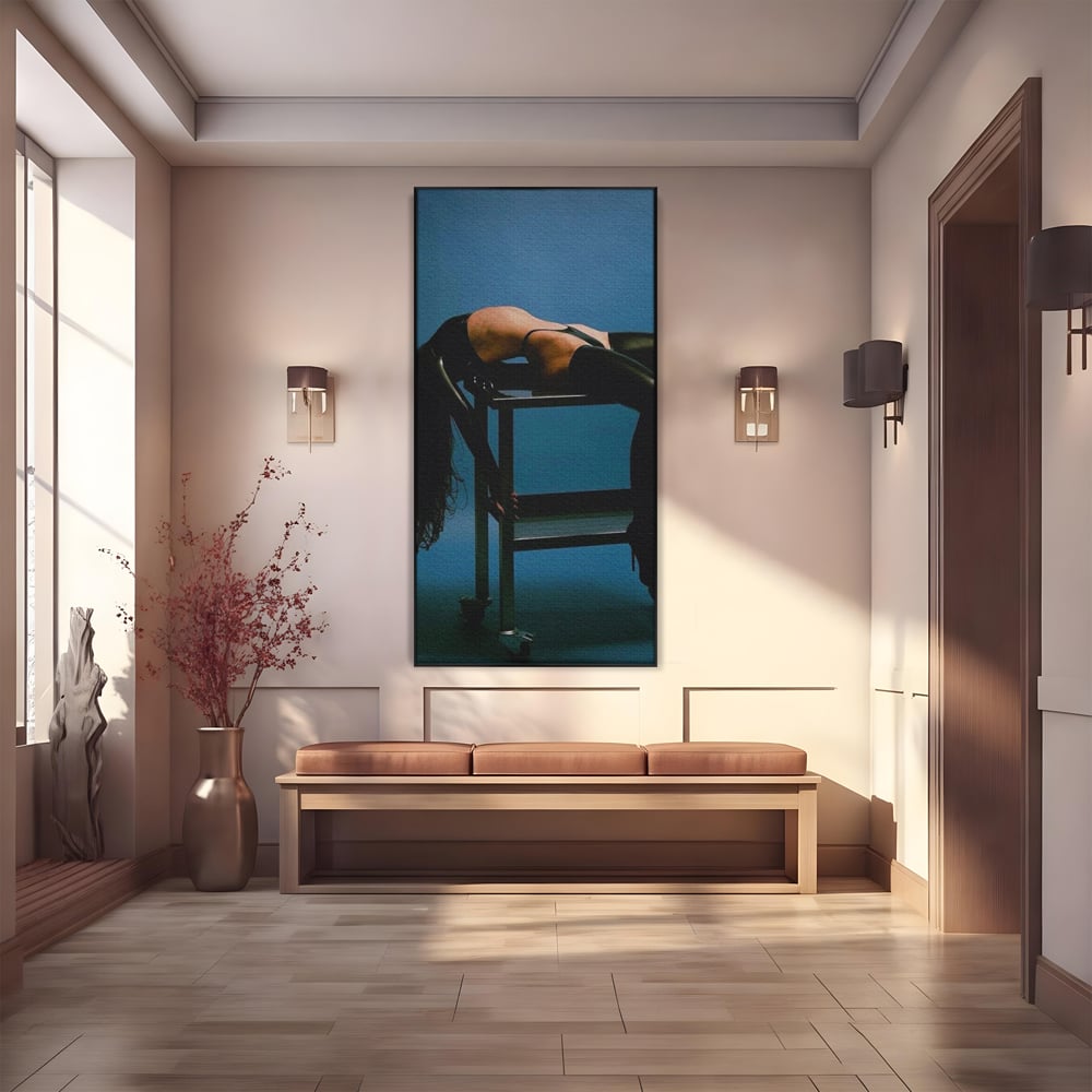 Tablou Canvas Premium, LuxCanva® P1057, Coregrafia Trupului, Gravitatie, Senzual, Lumina, Umbre, Corp, Iubire, Dezlantuire, Timiditate, Cizme, Albastru, Masa, Echilibru, Living, Dormitor