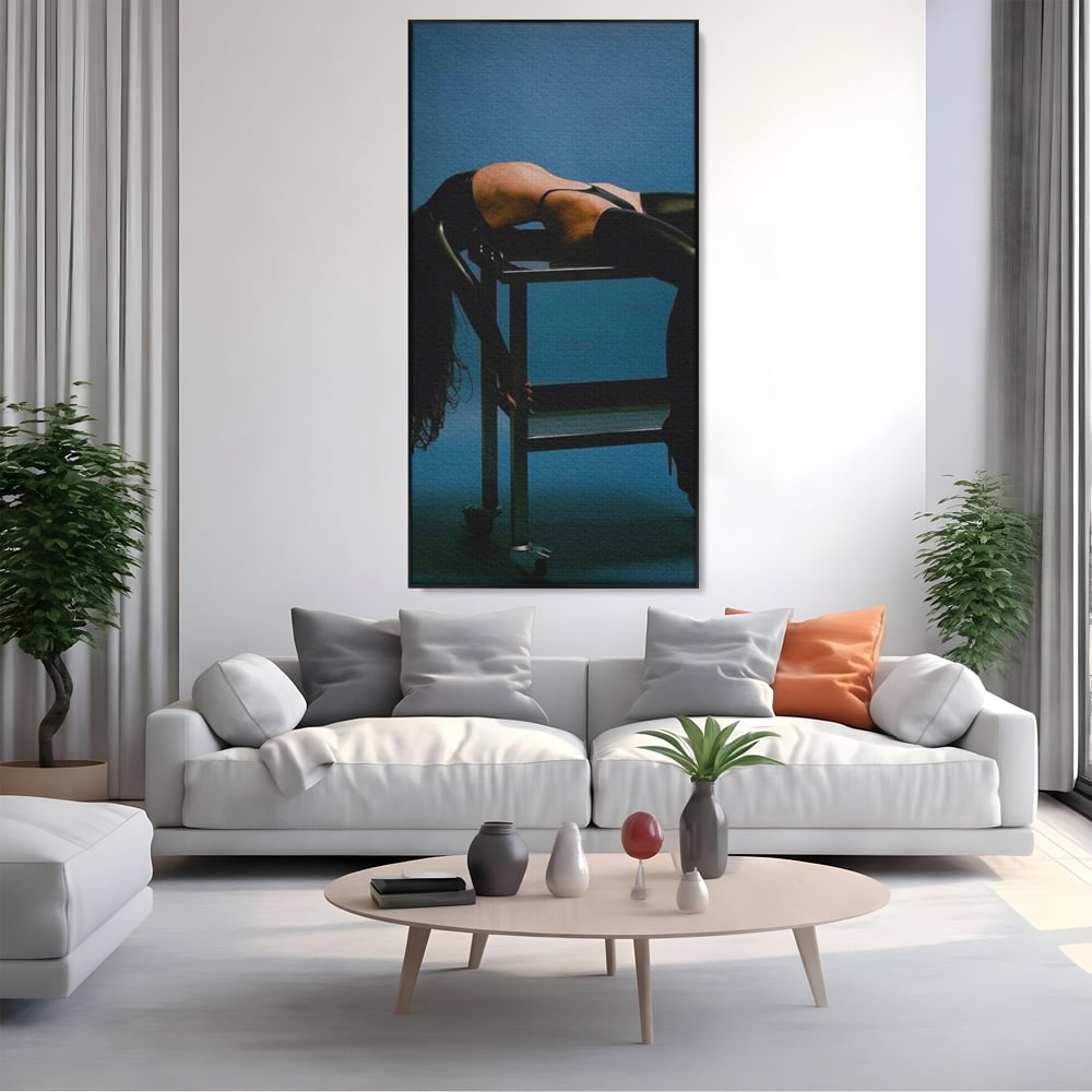 Tablou Canvas Premium, LuxCanva® P1057, Coregrafia Trupului, Gravitatie, Senzual, Lumina, Umbre, Corp, Iubire, Dezlantuire, Timiditate, Cizme, Albastru, Masa, Echilibru, Living, Dormitor