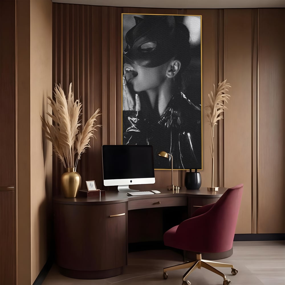 Leinwand Premium Canvas Wandkunst, LuxCanva® P1058, Im Zeichen der Katze, Maske, Exzentrisch, Identität, Schwarz, Nächtlich, Spiel, Ritual, Katze, Kostüm, Sinnlich, Provokativ, Wohnen, Schlafzimmer