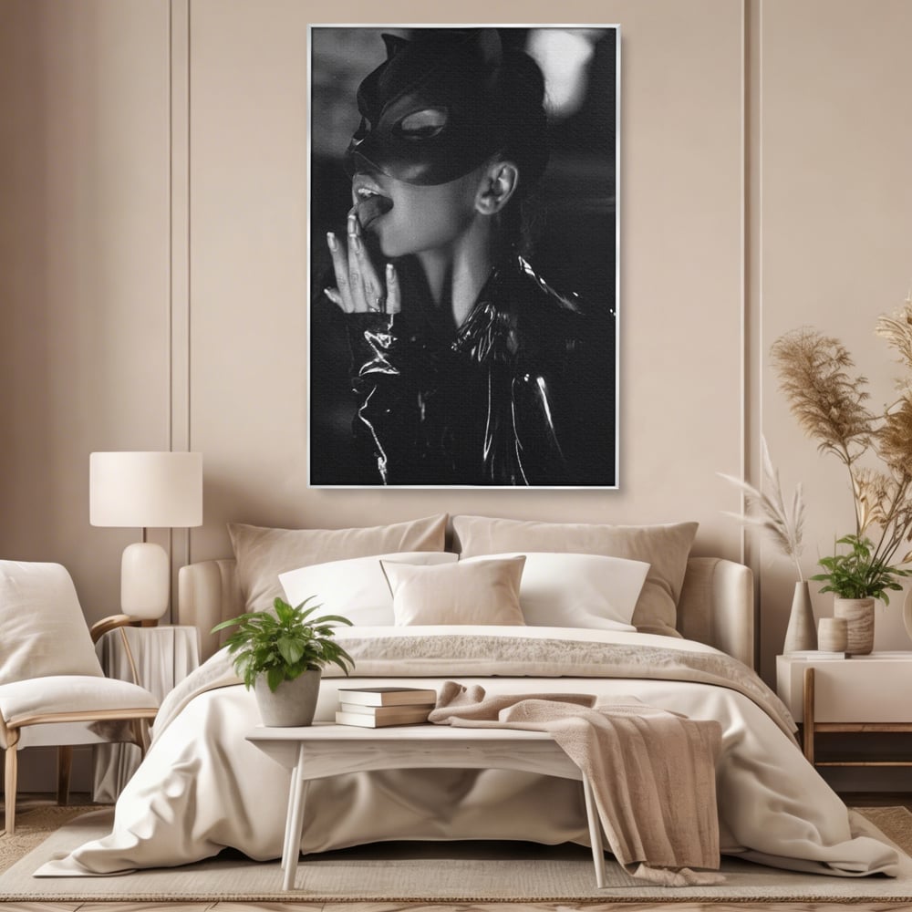 Leinwand Premium Canvas Wandkunst, LuxCanva® P1058, Im Zeichen der Katze, Maske, Exzentrisch, Identität, Schwarz, Nächtlich, Spiel, Ritual, Katze, Kostüm, Sinnlich, Provokativ, Wohnen, Schlafzimmer