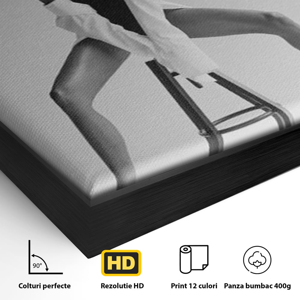 Leinwand Wandbilder Leinwand Premium, LuxCanva® P1059, Verbotene Einladung, Feminin, Hut, Sinnlich, Provokativ, Sexy, Absätze, Heels, Weiß, Schwarz, Shirt, Schlafzimmer, Wohnzimmer