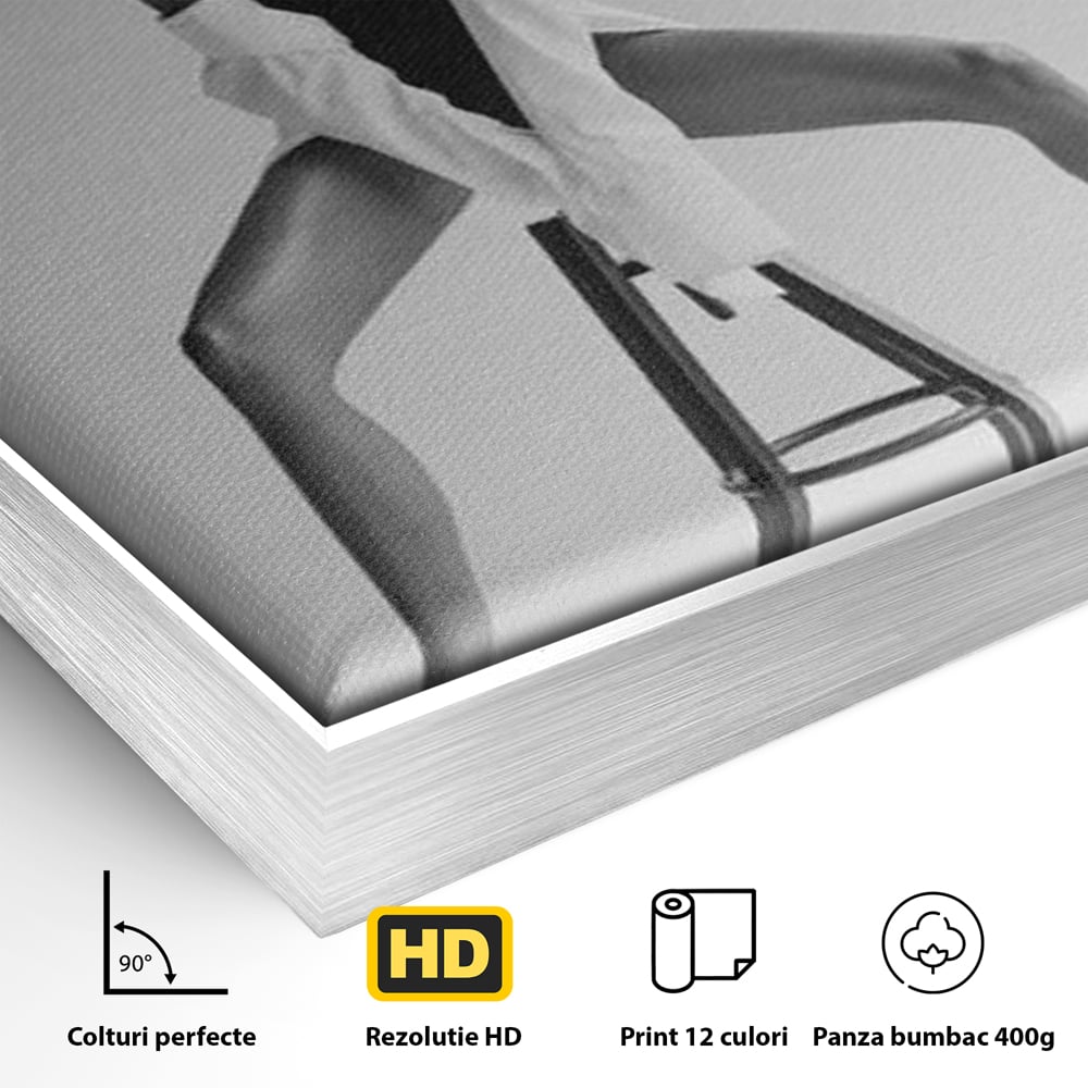Leinwand Wandbilder Leinwand Premium, LuxCanva® P1059, Verbotene Einladung, Feminin, Hut, Sinnlich, Provokativ, Sexy, Absätze, Heels, Weiß, Schwarz, Shirt, Schlafzimmer, Wohnzimmer