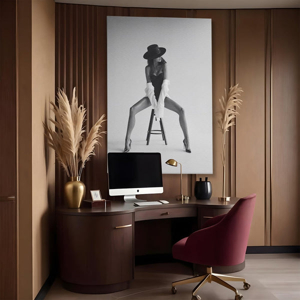 Leinwand Wandbilder Leinwand Premium, LuxCanva® P1059, Verbotene Einladung, Feminin, Hut, Sinnlich, Provokativ, Sexy, Absätze, Heels, Weiß, Schwarz, Shirt, Schlafzimmer, Wohnzimmer