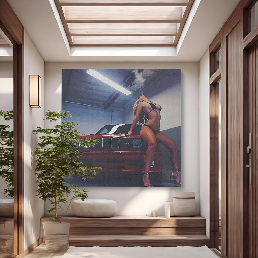 Leinwand Wandbild Canvas Premium, LuxCanva® P1062, Verführung auf vier Rädern, Auto, Rauch, Frau, Sexy, Absätze, Fersen, Verlangen, Körper, Leidenschaft, Urban, Schlafzimmer, Wohnen