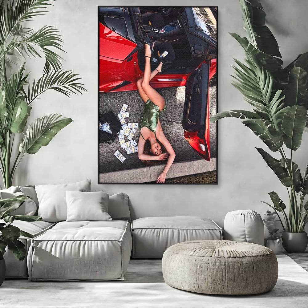 Leinwand Wandkunst Canvas Premium, LuxCanva® P1064, Falling In Temptation, Luxus, opulent, sexy, Banknoten, Auto, Frau, Geld, Verführung, Schlafzimmer, Wohnzimmer