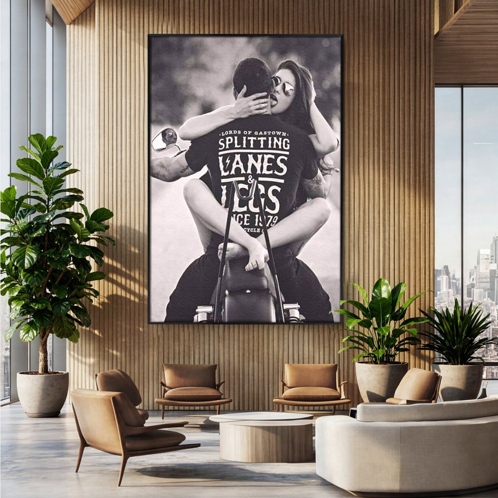 Tablou Canvas Premium, LuxCanva® P1067, Indragostiti pe Asfalt, Calatorie, Aventura, Cuplu, Pasiune, Viteza, Provocator, Dormitor, Living