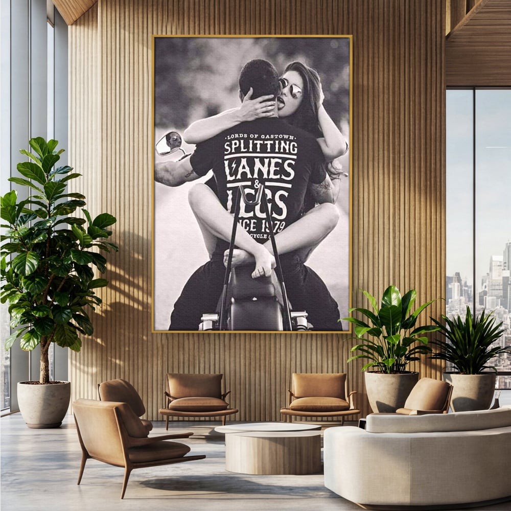 Tablou Canvas Premium, LuxCanva® P1067, Indragostiti pe Asfalt, Calatorie, Aventura, Cuplu, Pasiune, Viteza, Provocator, Dormitor, Living