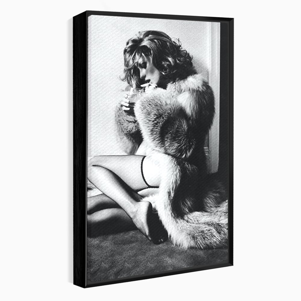Tablou Canvas Premium, LuxCanva® P1069, Seductie intr-o Noapte Rece, Vintage, Dresuri, Blanuri, Chic, Femeie, Senzualitate, Sexy, Dormitor, Living