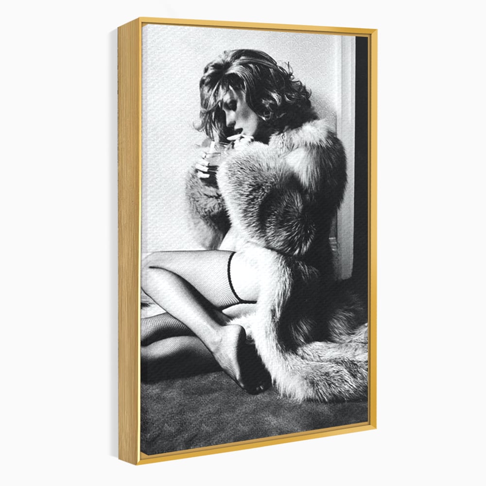 Tablou Canvas Premium, LuxCanva® P1069, Seductie intr-o Noapte Rece, Vintage, Dresuri, Blanuri, Chic, Femeie, Senzualitate, Sexy, Dormitor, Living