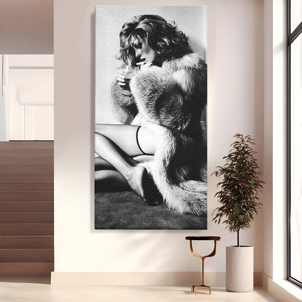 Tablou Canvas Premium, LuxCanva® P1069, Seductie intr-o Noapte Rece, Vintage, Dresuri, Blanuri, Chic, Femeie, Senzualitate, Sexy, Dormitor, Living