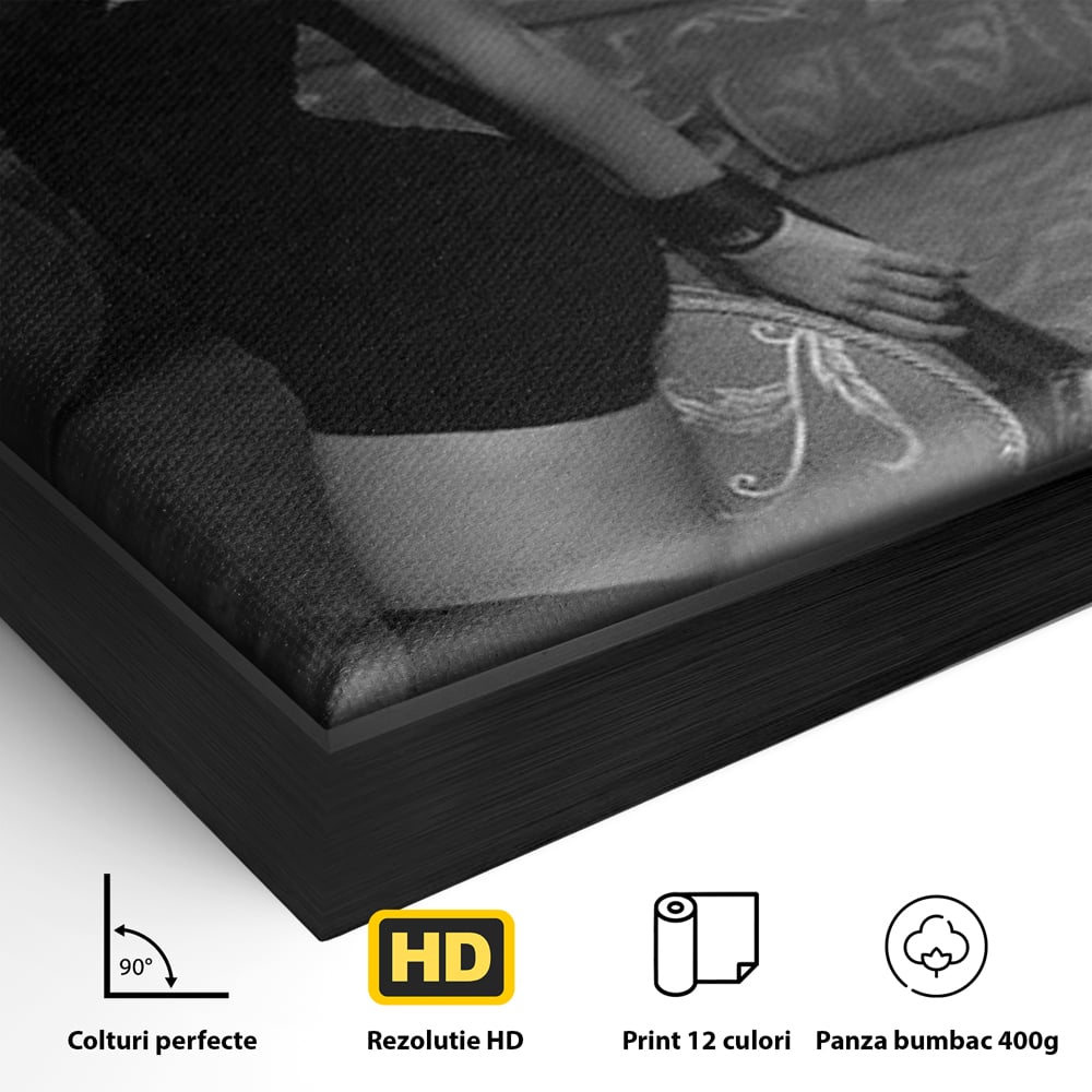 Tablou Canvas Premium, LuxCanva® P1070, Prizoniera Noptii, Tocuri, Femeie, Boudoir, Alb, Negru, Masca, Sexy, Seductie, Intimitate, Dormitor, Living