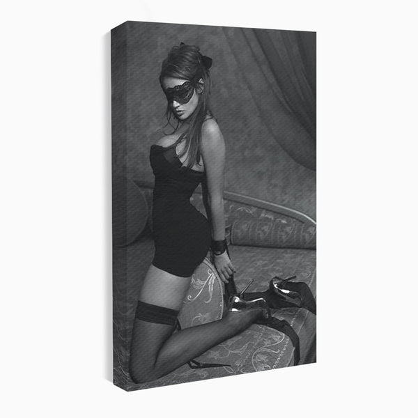 Tablou Canvas Premium, LuxCanva® P1070, Prizoniera Noptii, Tocuri, Femeie, Boudoir, Alb, Negru, Masca, Sexy, Seductie, Intimitate, Dormitor, Living