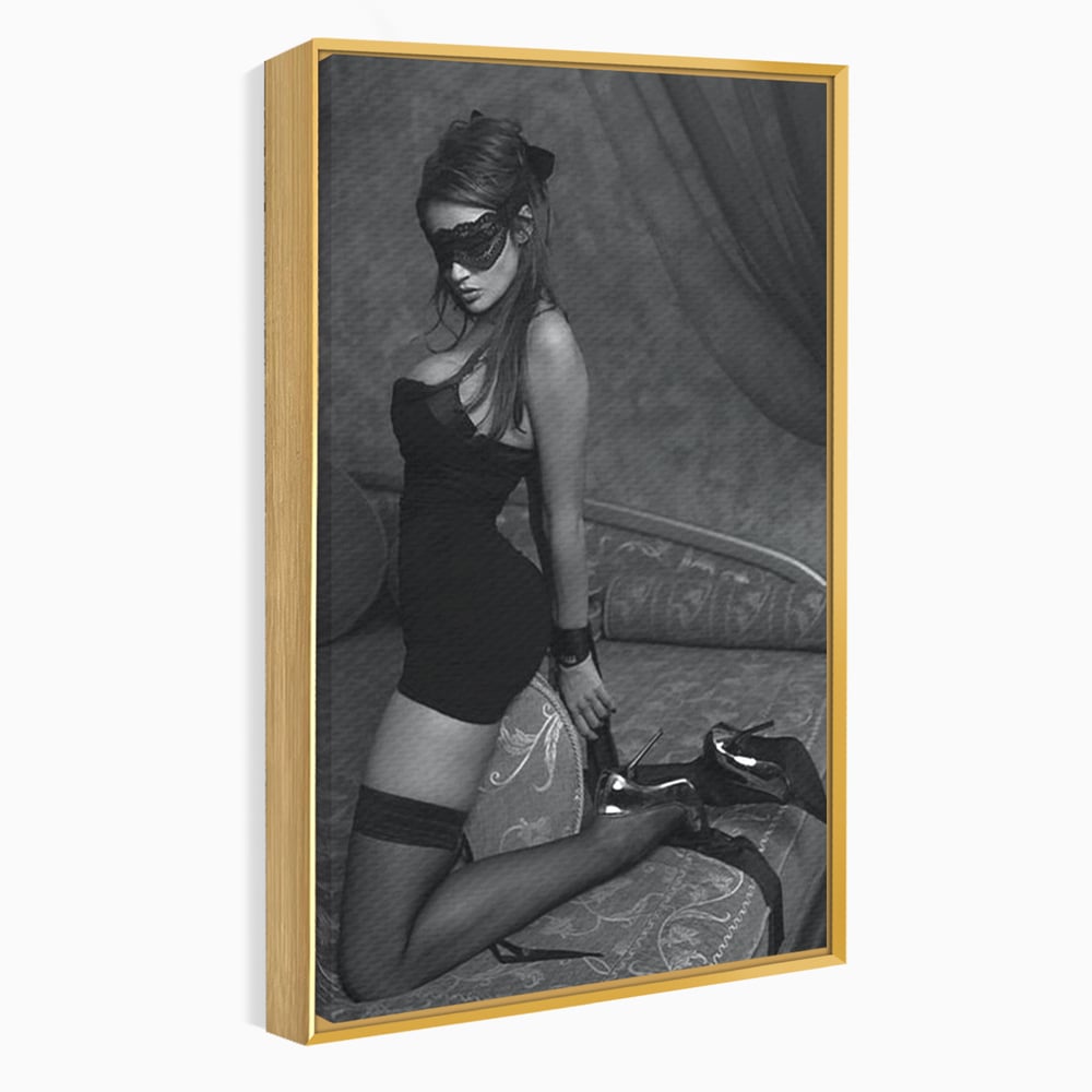 Tablou Canvas Premium, LuxCanva® P1070, Prizoniera Noptii, Tocuri, Femeie, Boudoir, Alb, Negru, Masca, Sexy, Seductie, Intimitate, Dormitor, Living